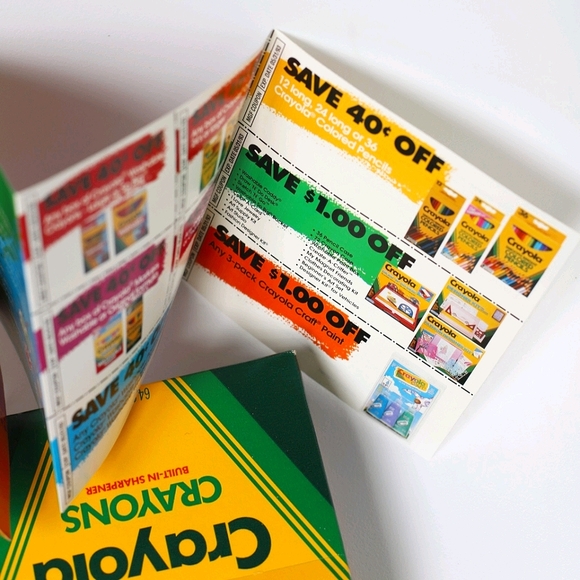 Vintage 1992 Crayola Tin with Original Crayons - Picture 3 of 12